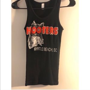 Small Hooter’s tank top
